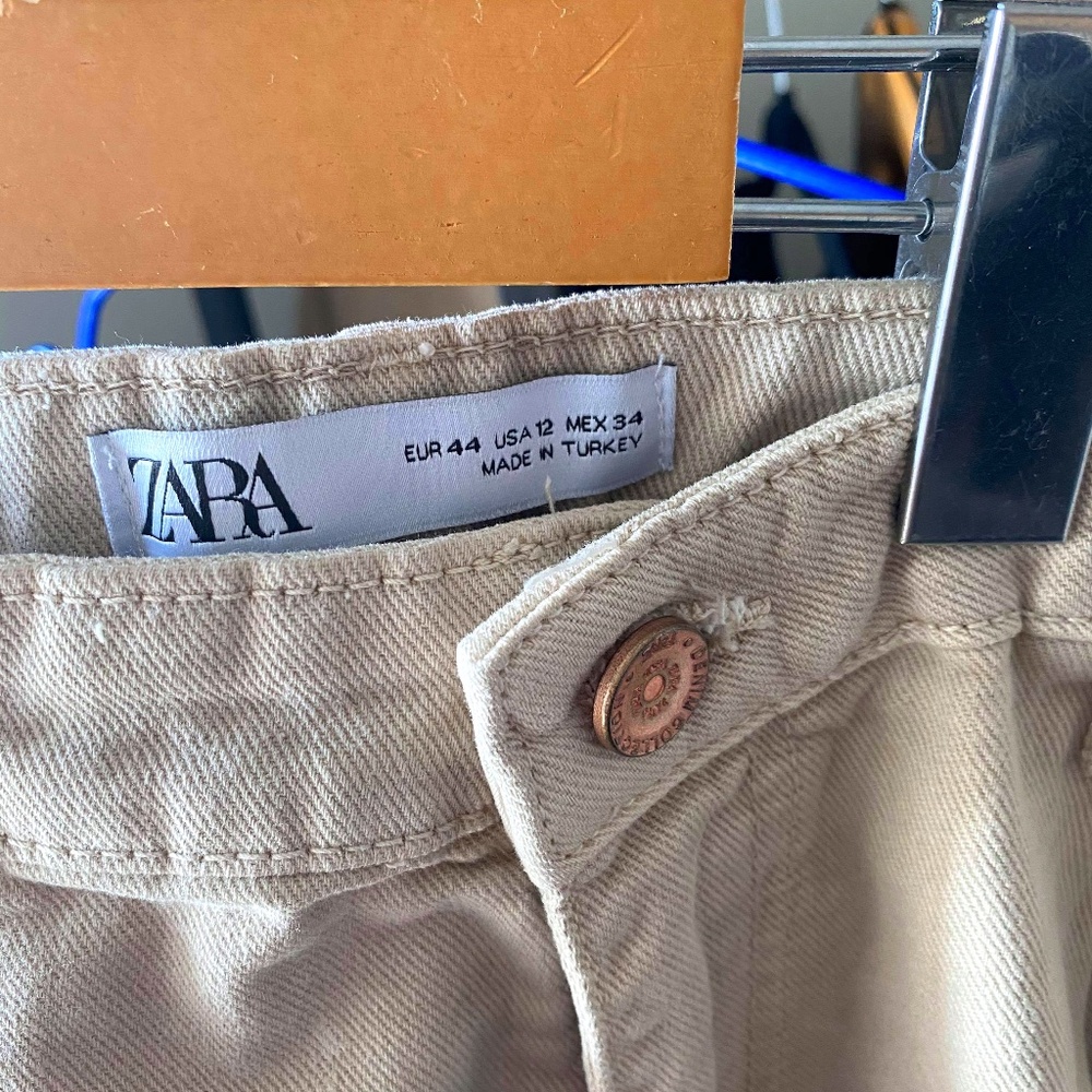 Baggy Fit Pants - Zara